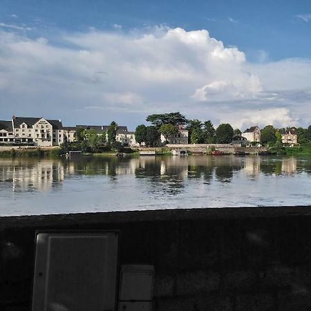 The Peaceful Corner In The Heart Of Saumur Apartment Exterior photo