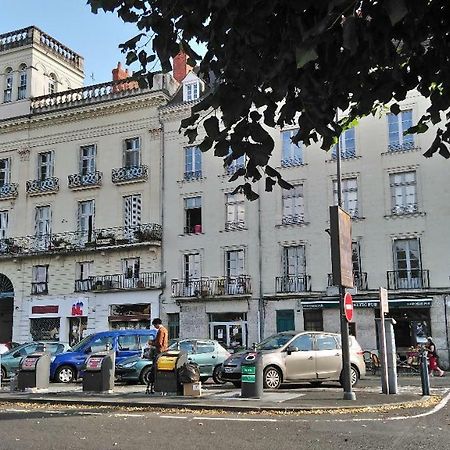 The Peaceful Corner In The Heart Of Saumur Apartment Exterior photo